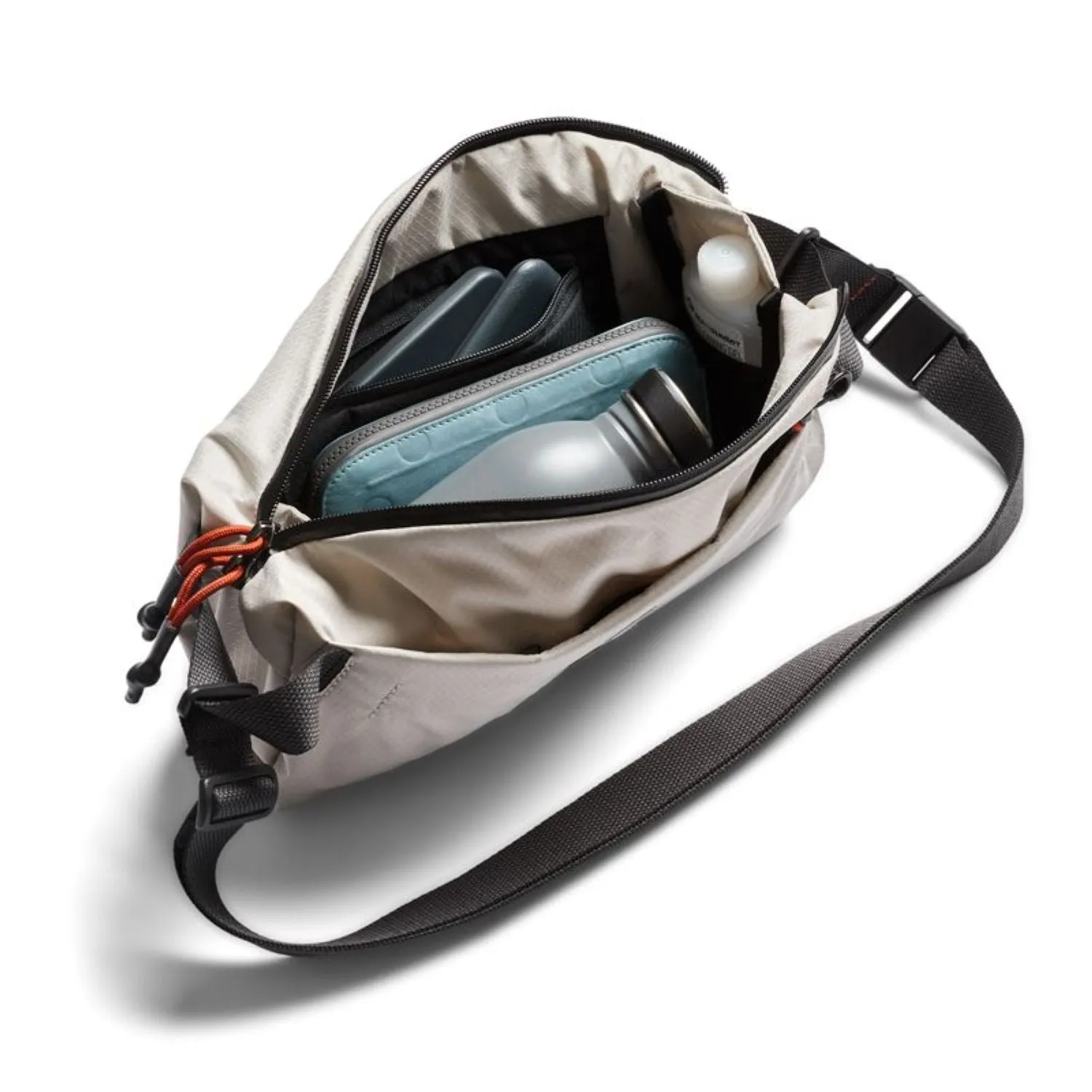 Bellroy Lite Sling Chalk