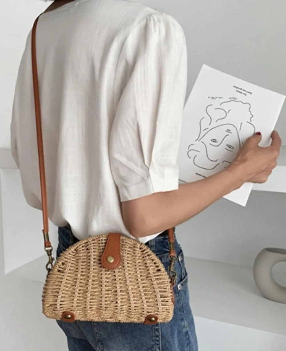 Casual Mini Oval Straw Crossbody Bag